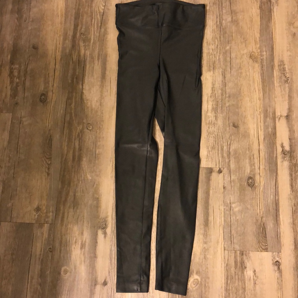 Koral dark grey yoga pants